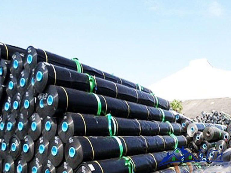 Thi công bạt lót ao hồ