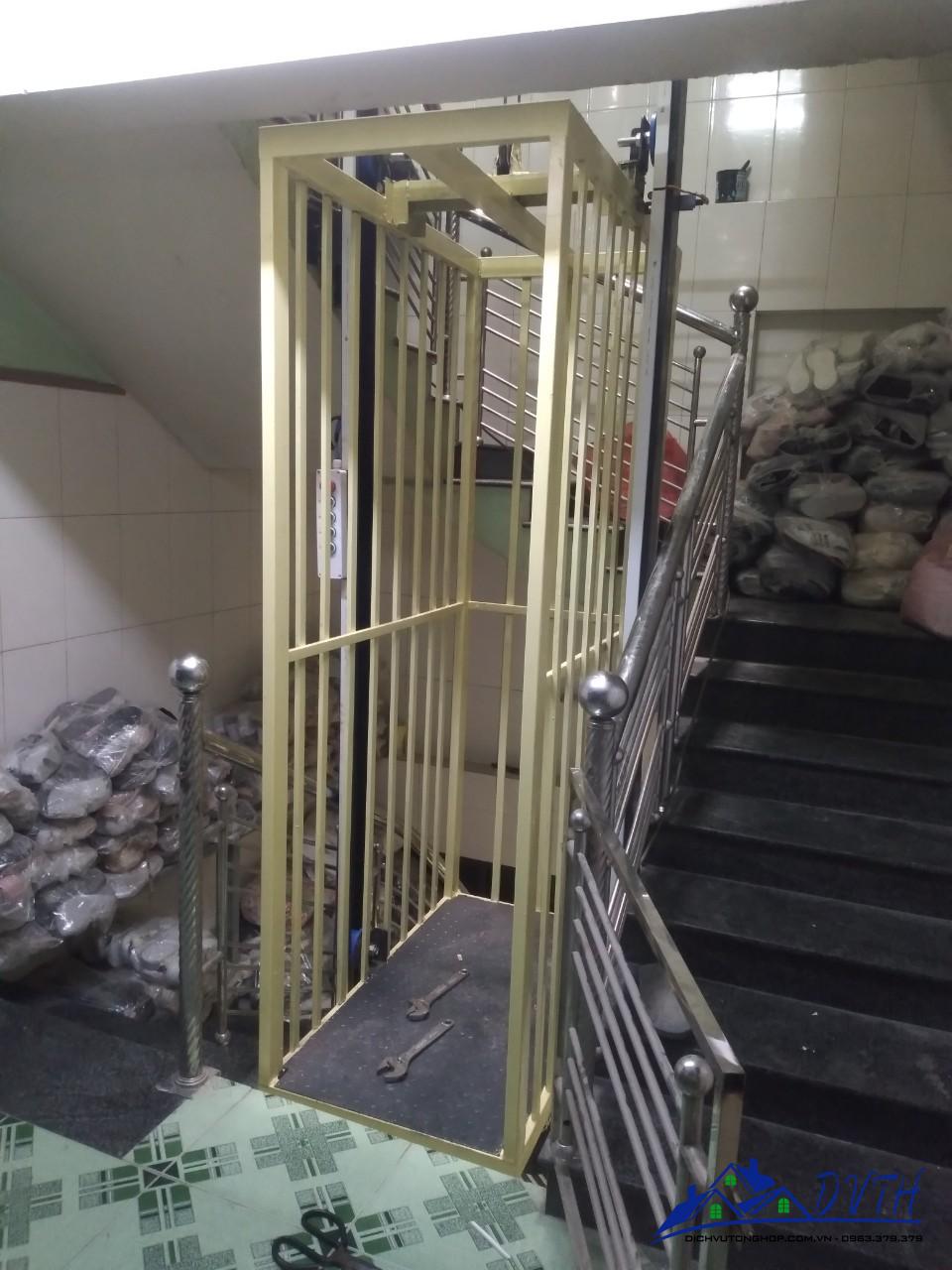 thang nâng hàng tại Phú Yên