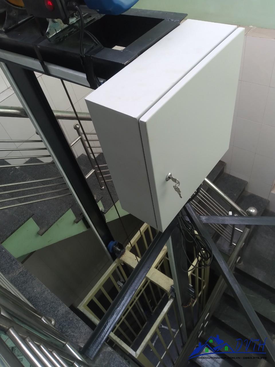 thang nâng hàng tại Bắc Kạn