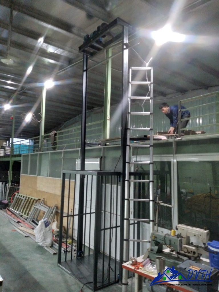 thang nâng hàng tại Đà Nẵng