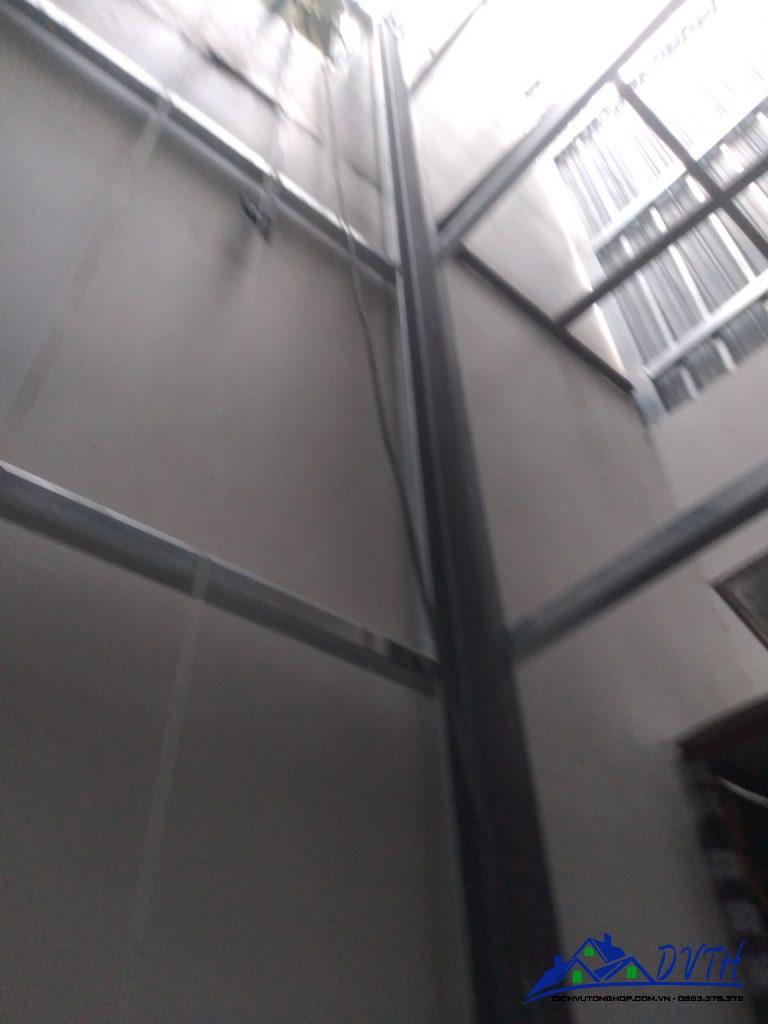 thang nâng hàng tại Bình Phước