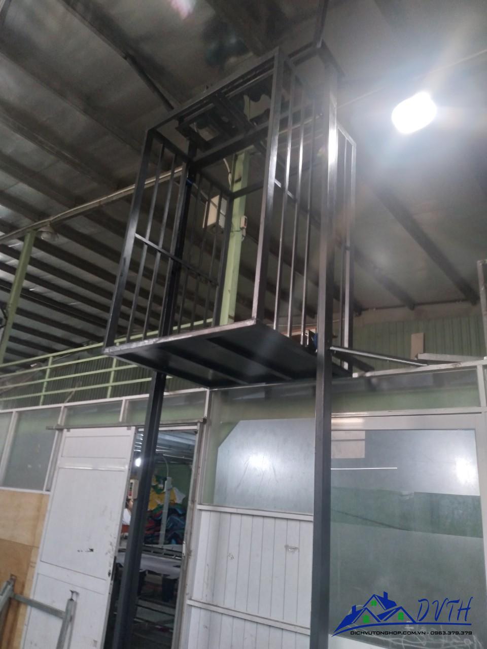 thang nâng hàng tại Tây Ninh